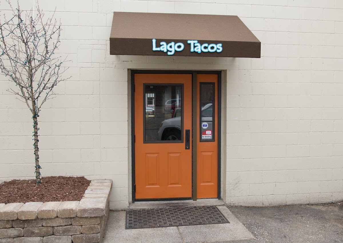 Lago Tacos - Excelsior